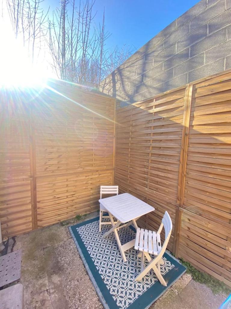 Gite Le Charme Citadin 55 M² Avec Exterieur Valenciennes Exteriér fotografie