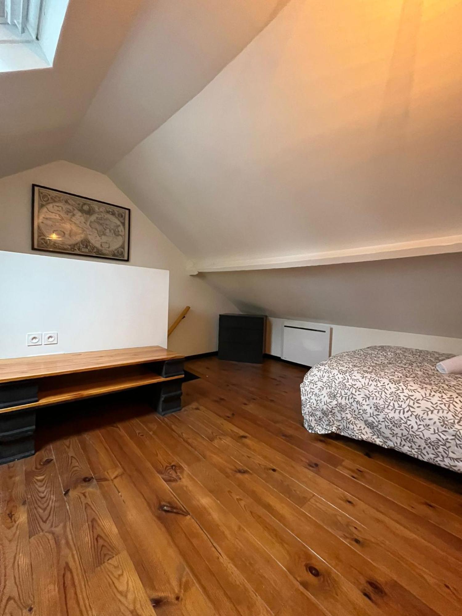Gite Le Charme Citadin 55 M² Avec Exterieur Valenciennes Exteriér fotografie